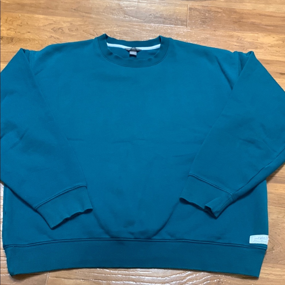 Eddie Bauer Men's Crewneck Sweatshirt in Teal